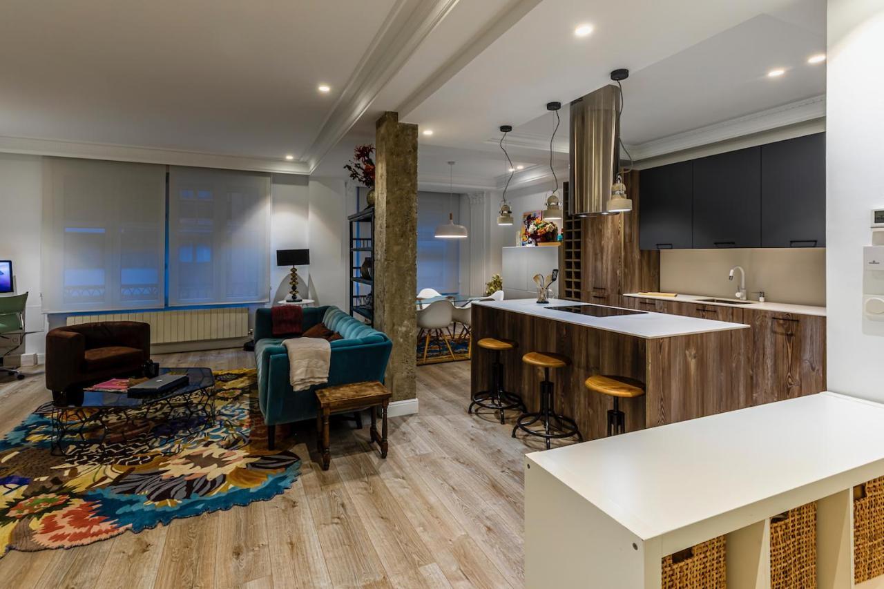 110 M2 Central Apartment In Abando Close To Guggenheim With Parking 빌바오 외부 사진
